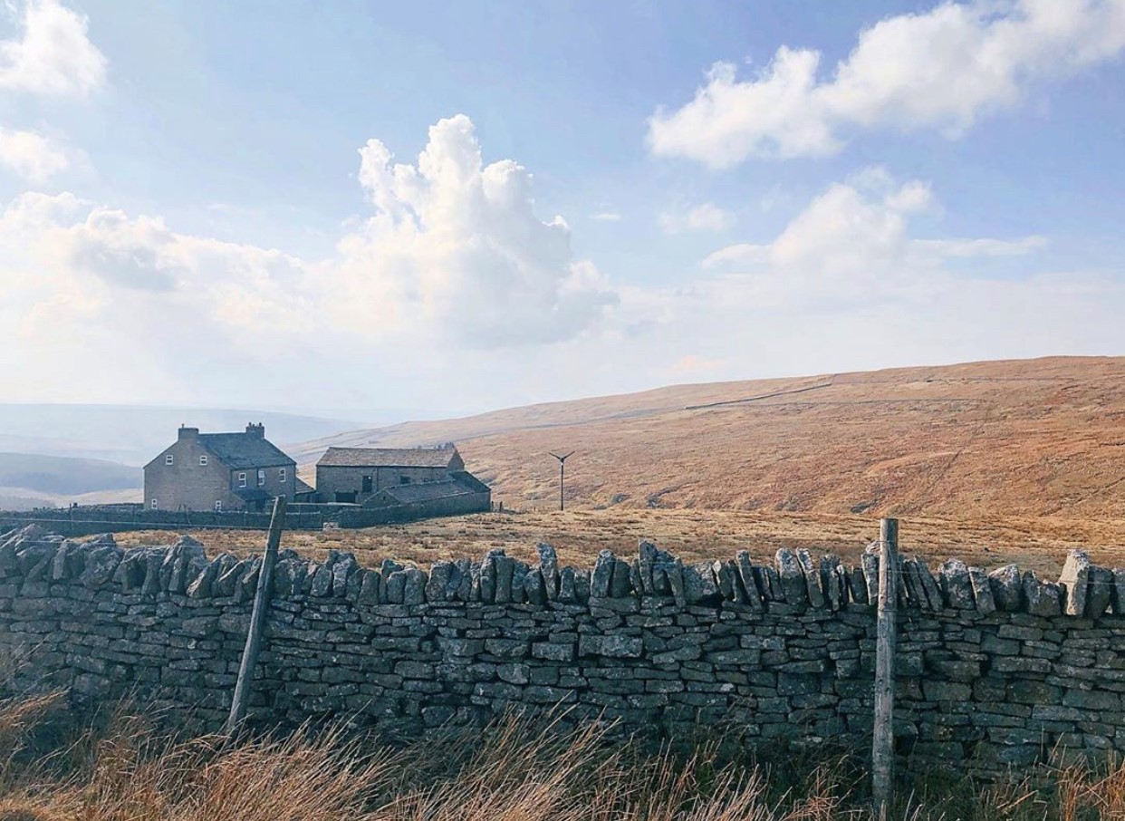 Natashan ja Christopher asuvat North Penninesiss&auml;, Cumbrian maakunnassa Englannissa keskell&auml; upeita mets&auml;stysmaitaan.